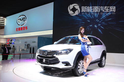 比亚迪混动suv车型 唐高清图片