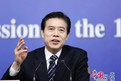商务部部长钟山:扩大新能源汽车、电信、教育等开发