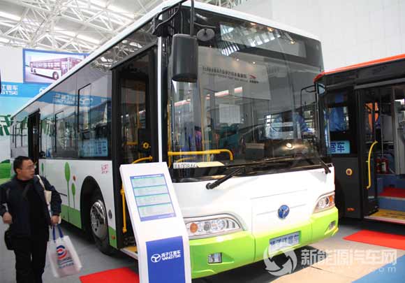 扬子江WG6120BEVHM型纯电动城市客车