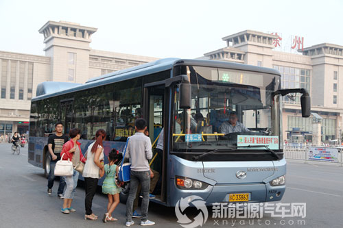 海格气电混合动力公交在徐州火车站