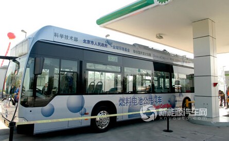 中国首座车用加氢站在北京落成