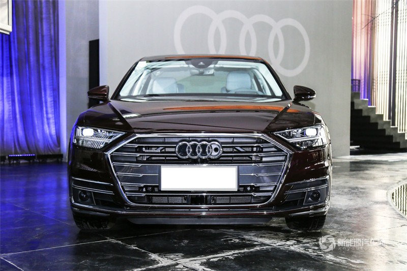 奥迪A8L 2018款 55 TFSI quattro 豪华型