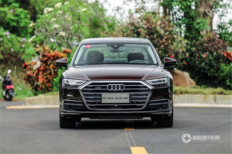 奥迪A8L 2018款 55 TFSI quattro 豪华型