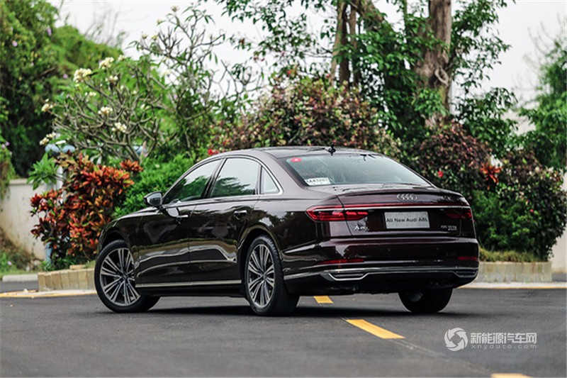奥迪A8L 2018款 55 TFSI quattro 豪华型