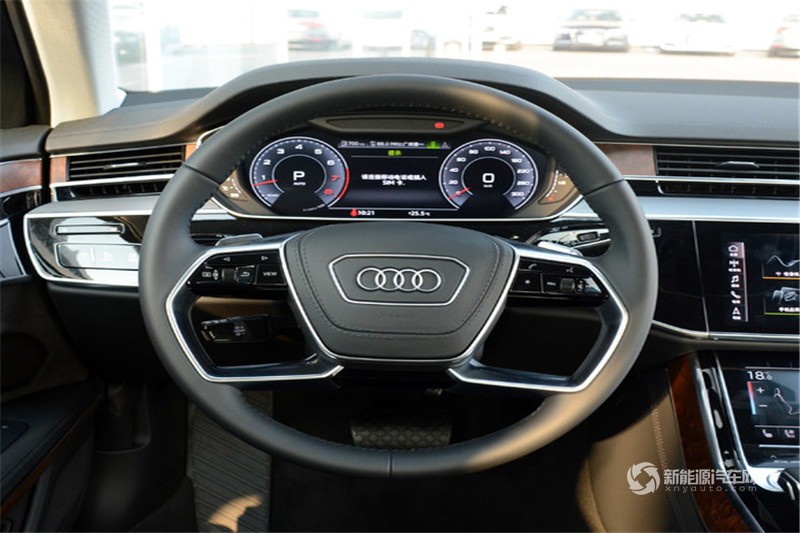 奥迪A8L 2018款 55 TFSI quattro 豪华型