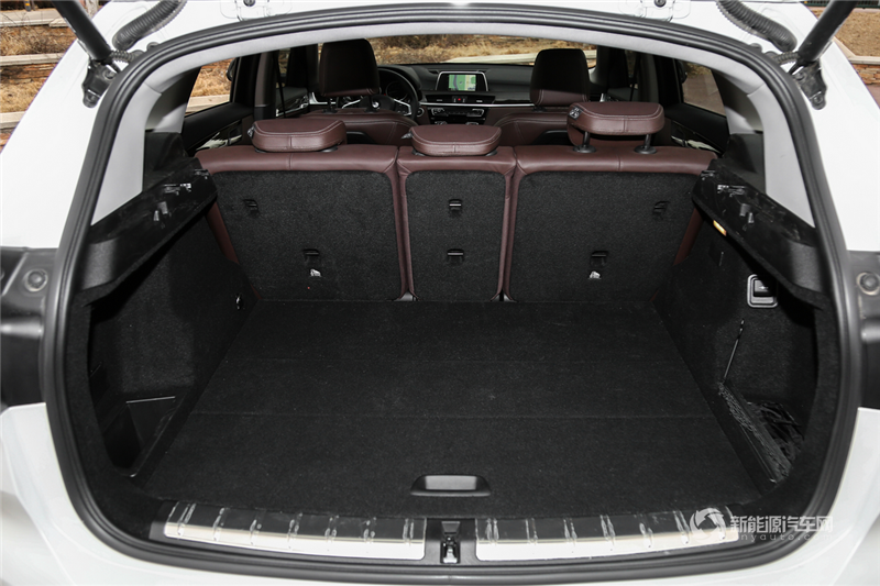 宝马X1混合动力 2018款 xDrive 25Le 豪华型