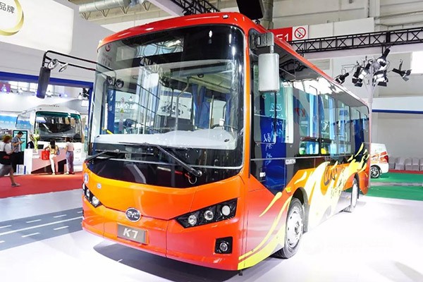 发力中型客车市场，比亚迪全新C7/K7纯电动客车道路运输展上市！