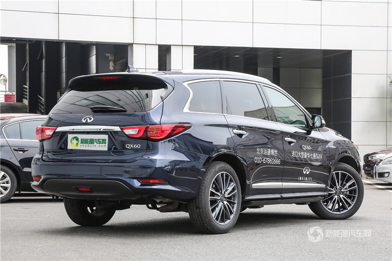 英菲尼迪QX60混动 2018款 2.5T Hybrid 两驱冠军家庭版