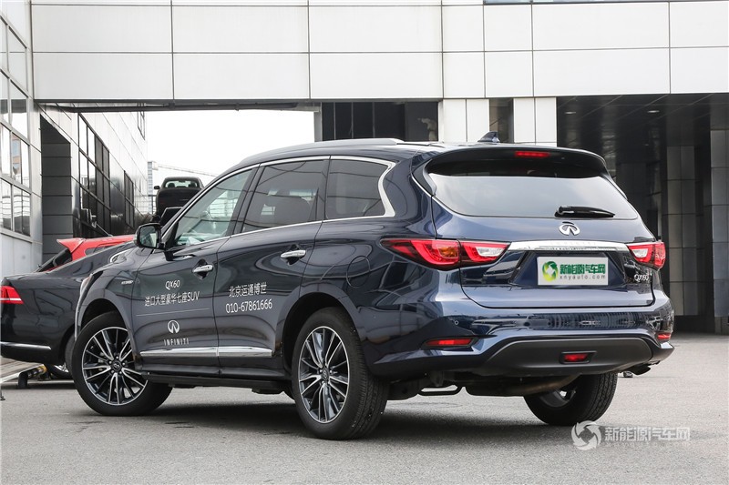 英菲尼迪QX60混动 2018款 2.5T Hybrid 两驱冠军家庭版