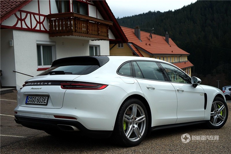 Panamera 4 E-Hybrid 2017款 SportTurismo 2.9T