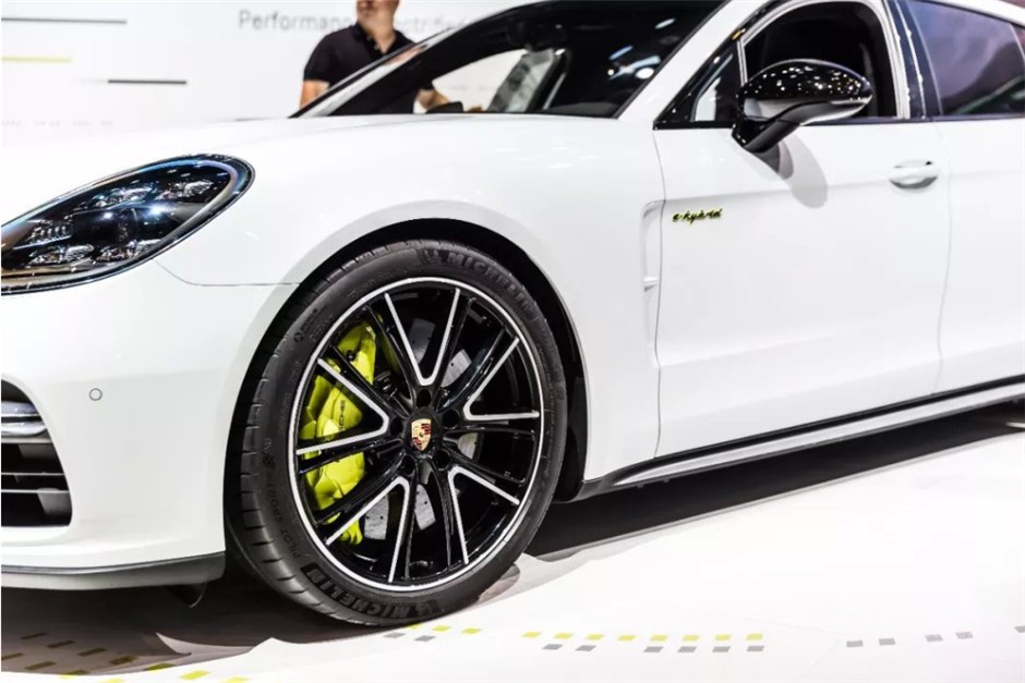 Panamera Turbo S E-Hybrid Sport Turismo