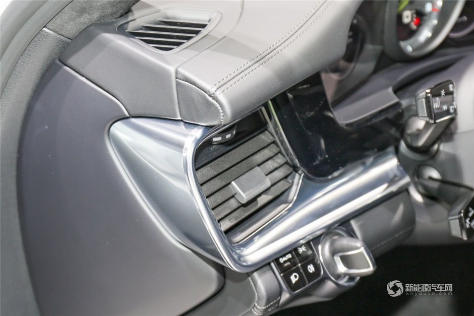 Panamera Turbo S E-Hybrid Sport Turismo