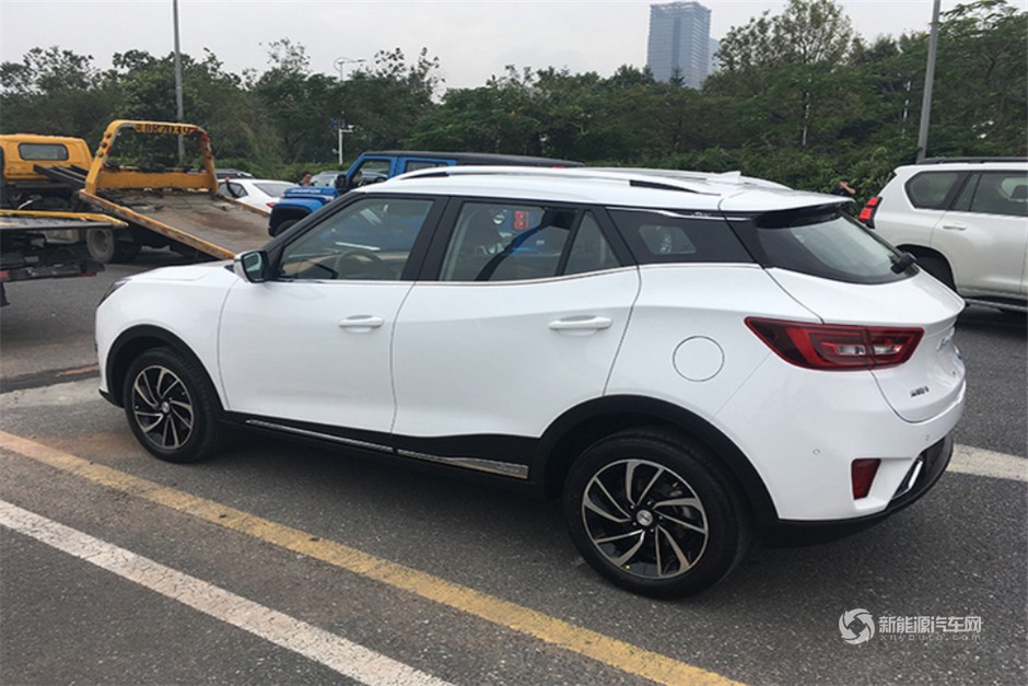 广州车展实拍众泰纯电动SUV ET450