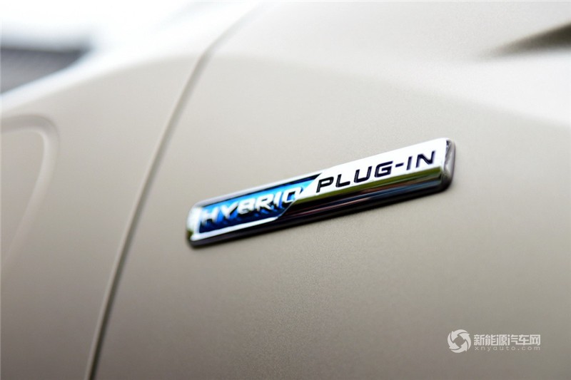 吉利帝豪GL PHEV 2019款 基本型