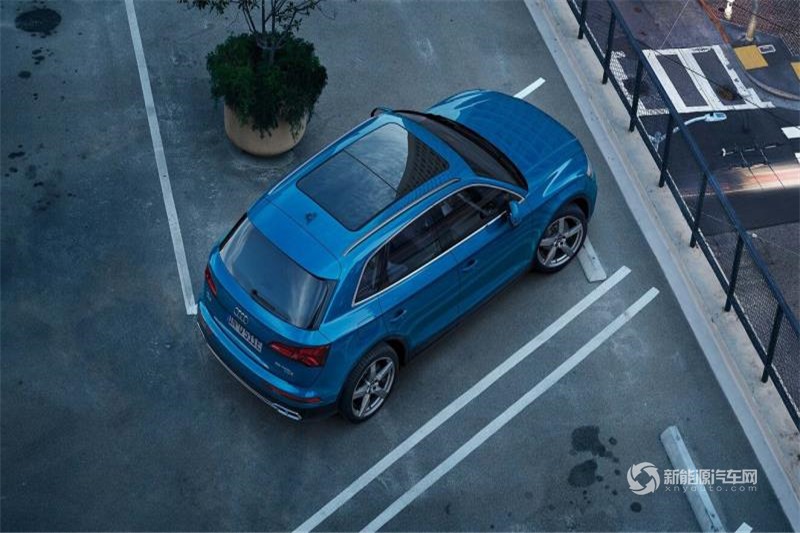 奥迪Q5 2019款 55 TFSI e quattro