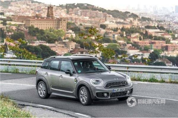 1.5T 三缸+电动机 MINI COUNTRYMAN插混版官图发布