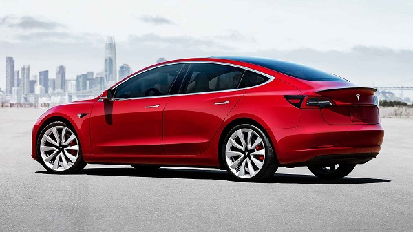 下调售价，国产Model 3正式交付：特斯拉一记重锤