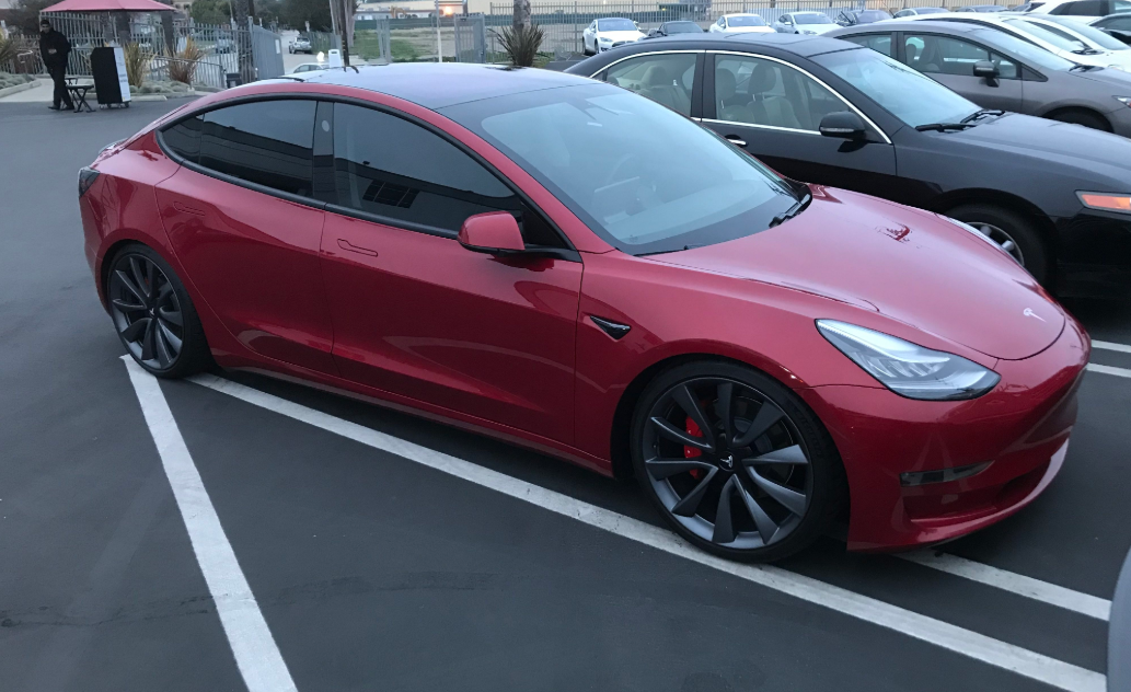 四驱版车型最新信息 国产特斯拉Model 3