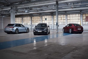 2021款保时捷帕拉梅拉Turbo S E-Hybrid亮相
