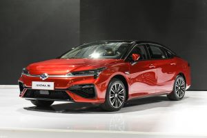 广汽埃安Aion S推出换电出租车 或命名为Aion O