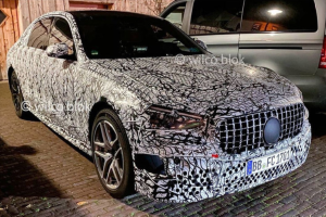 将于2021年11月发售 梅赛德斯-AMG S 63e谍照曝光