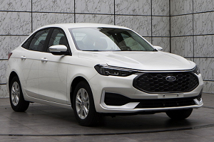 续航超400km 福特全新福睿斯将推电动版