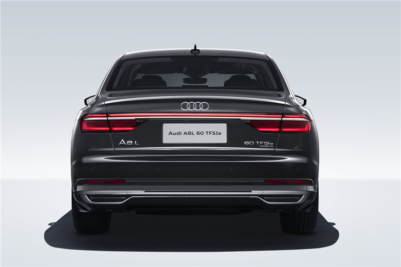 奥迪A8L插电混动 2021款 60 TFSIe quattro
