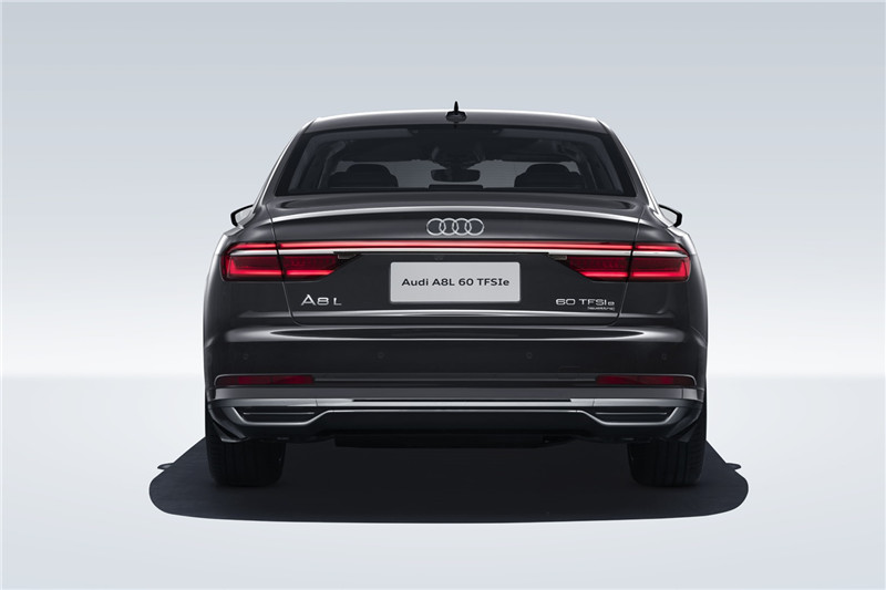 奥迪A8L插电混动 2021款 60 TFSIe quattro