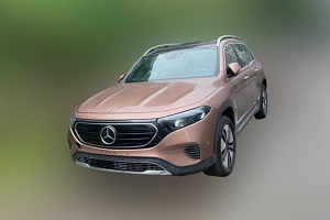 奔驰EQB实车外观造型曝光 圆润有力量