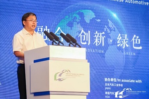 生态环境部大气环境司副司长吴险峰：汽车污染排放与2000年持平