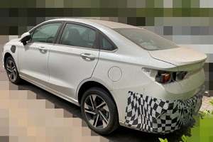 北京U5 PLUS插混版实车照片曝光 采用封闭式格栅设计