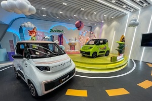 五菱NanoEV迪士尼限定款亮相2021天津车展