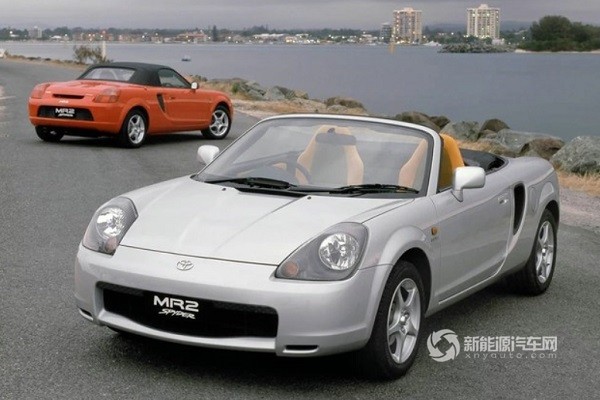 丰田MR2