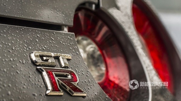 日产GT-R