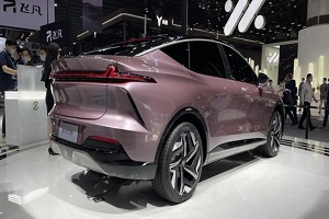 飞凡R7将于2022年下半年交付 电池可充可换可升级