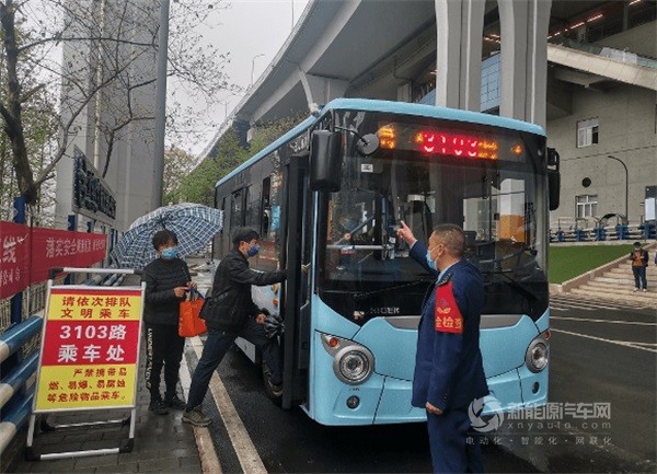 苏州金龙纯电微巴