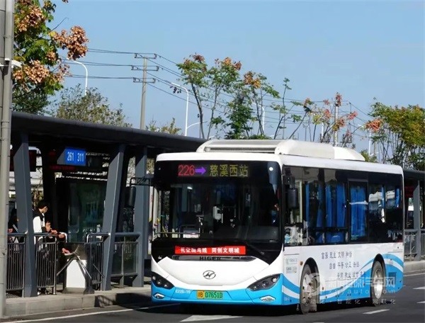 金龙蔚蓝公交