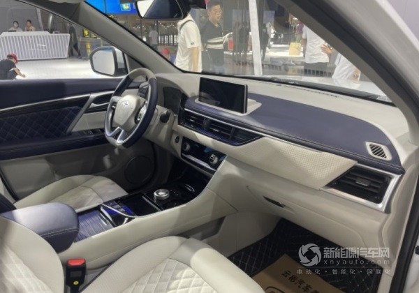 北汽瑞翔X5 PHEV
