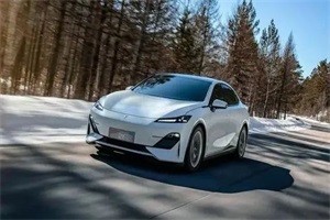 售69.99万元 长安深蓝SL03氢燃料电池版正式上市