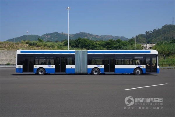 金旅客车
