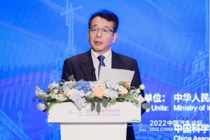 中汽协副秘书长何毅：氢燃料电池是新能源汽车发展的主要方向
