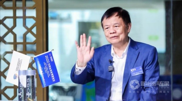 创维董事长黄宏生