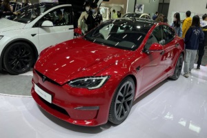 最大功率超1000匹 特斯拉Model S Plaid亮相2022广州车展
