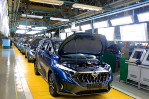 海马汽车全新电堆氢燃料电池汽车计划2023年下半年模拟示范运营