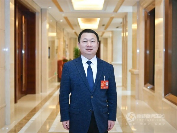 亿华通张国强