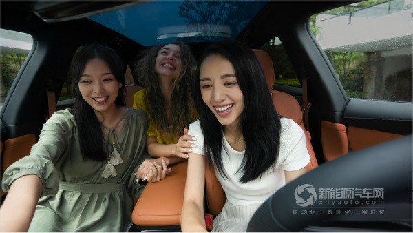 小鹏汽车