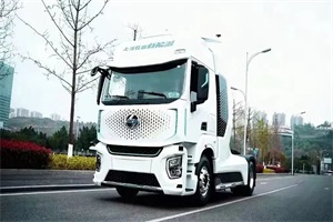 上汽红岩携旗下集环保与智能于一体的“5G+L4”氢燃料电池重卡亮相展会