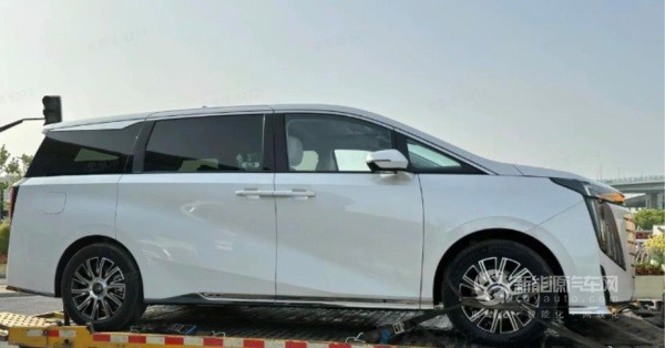 广汽传祺E9 PHEV