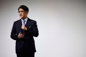 丰田CEO佐藤恒治：将加强纯电供应链 但不会一举将重心转移到电动车