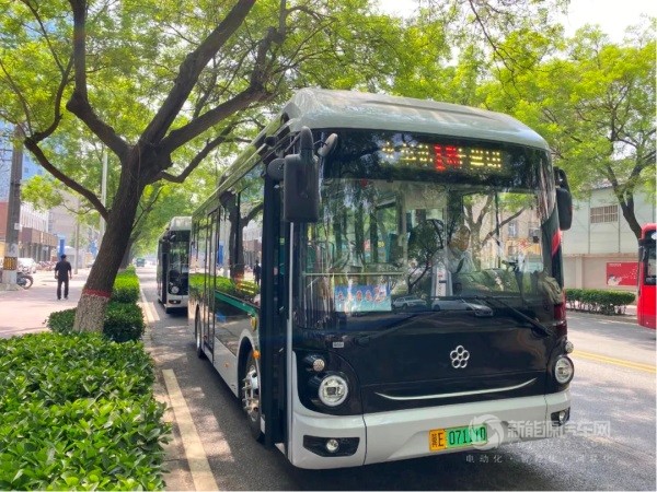 格力钛微公交